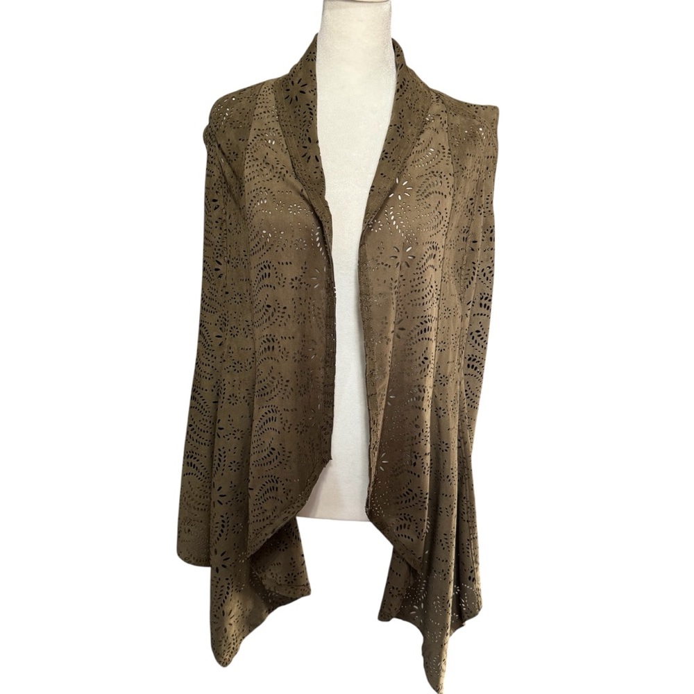 VAKKO for INC | Laser-Cut Suede Look Vest